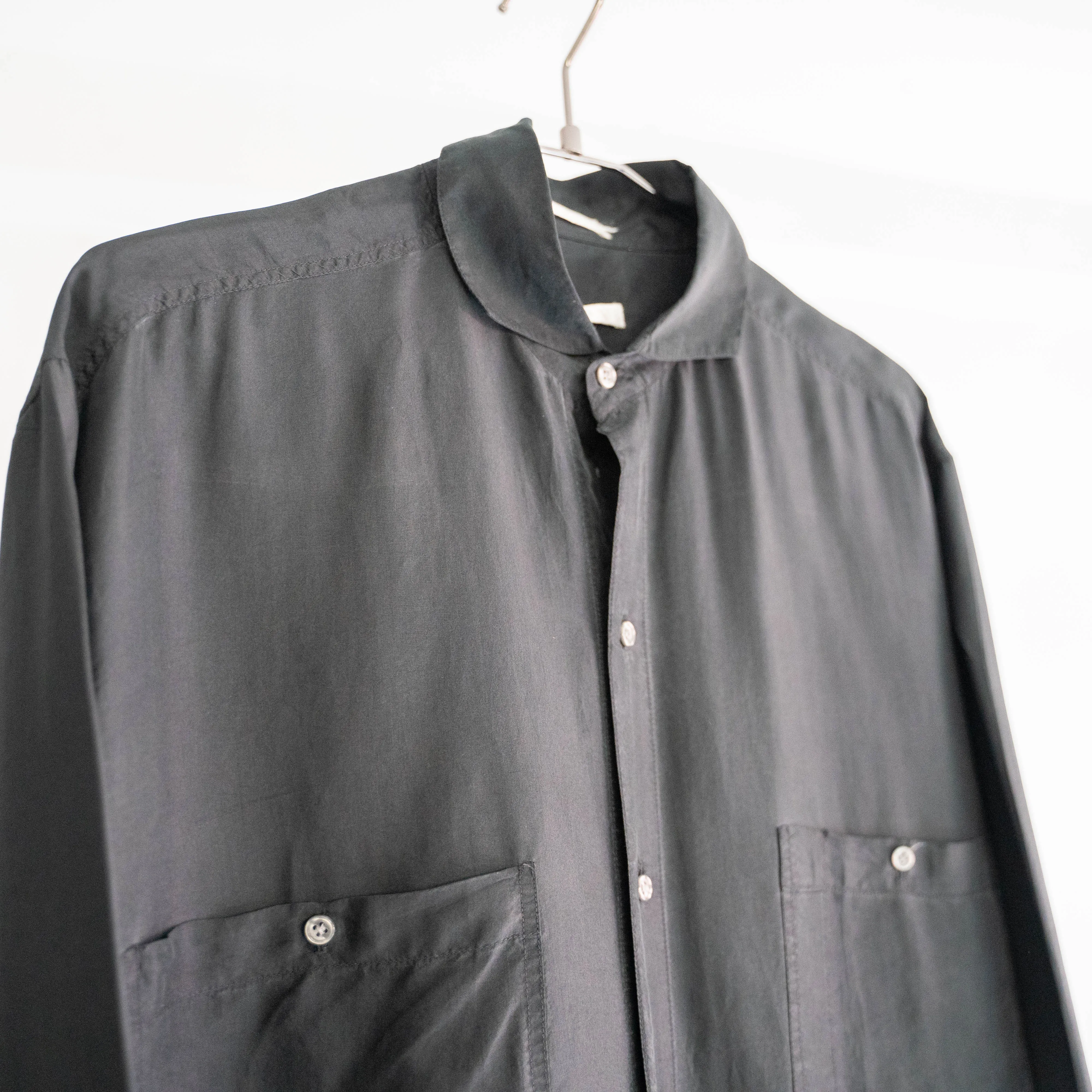 2000s 'PERRY ELLIS' black color silk shirt