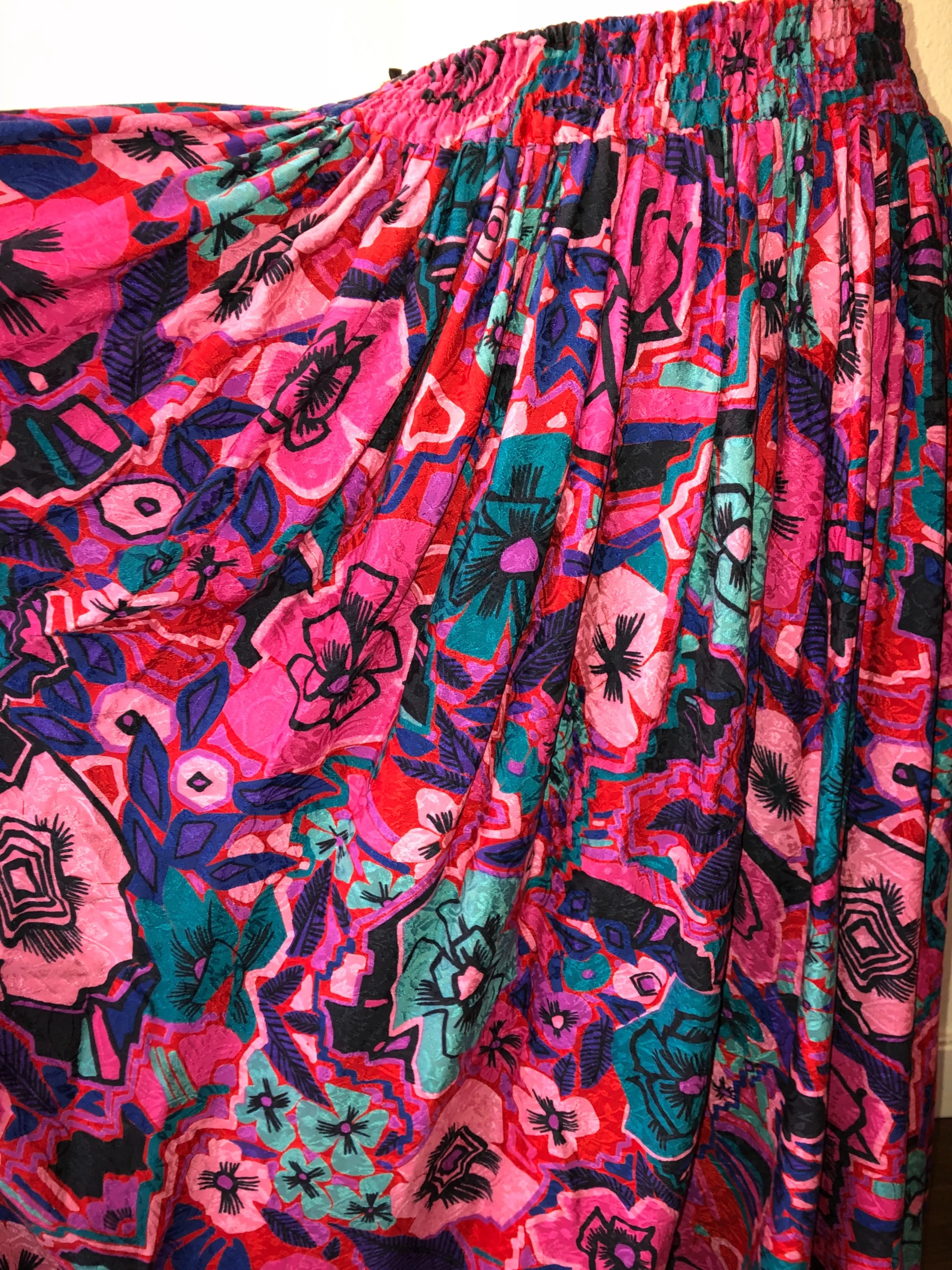 '80’s Hot Pink Abstract Floral Silk Skirt by Diane Freis