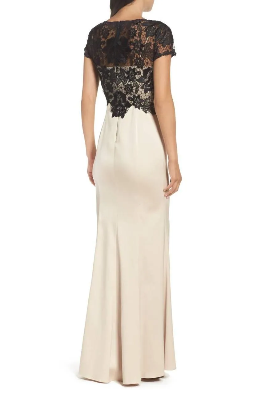 Adrianna Papell - AP1E201377 Floral Lace Sheath Dress