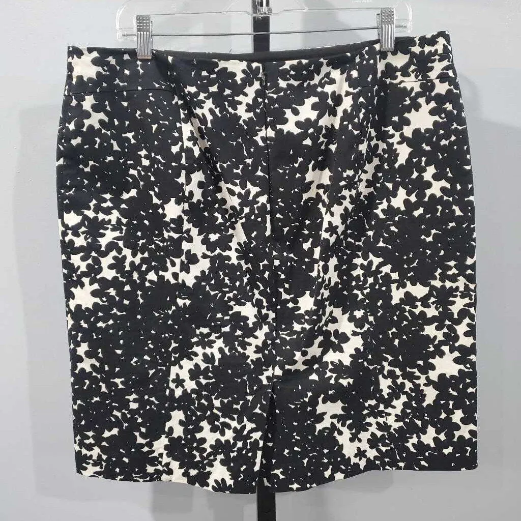 Ann Taylor Skirt 14