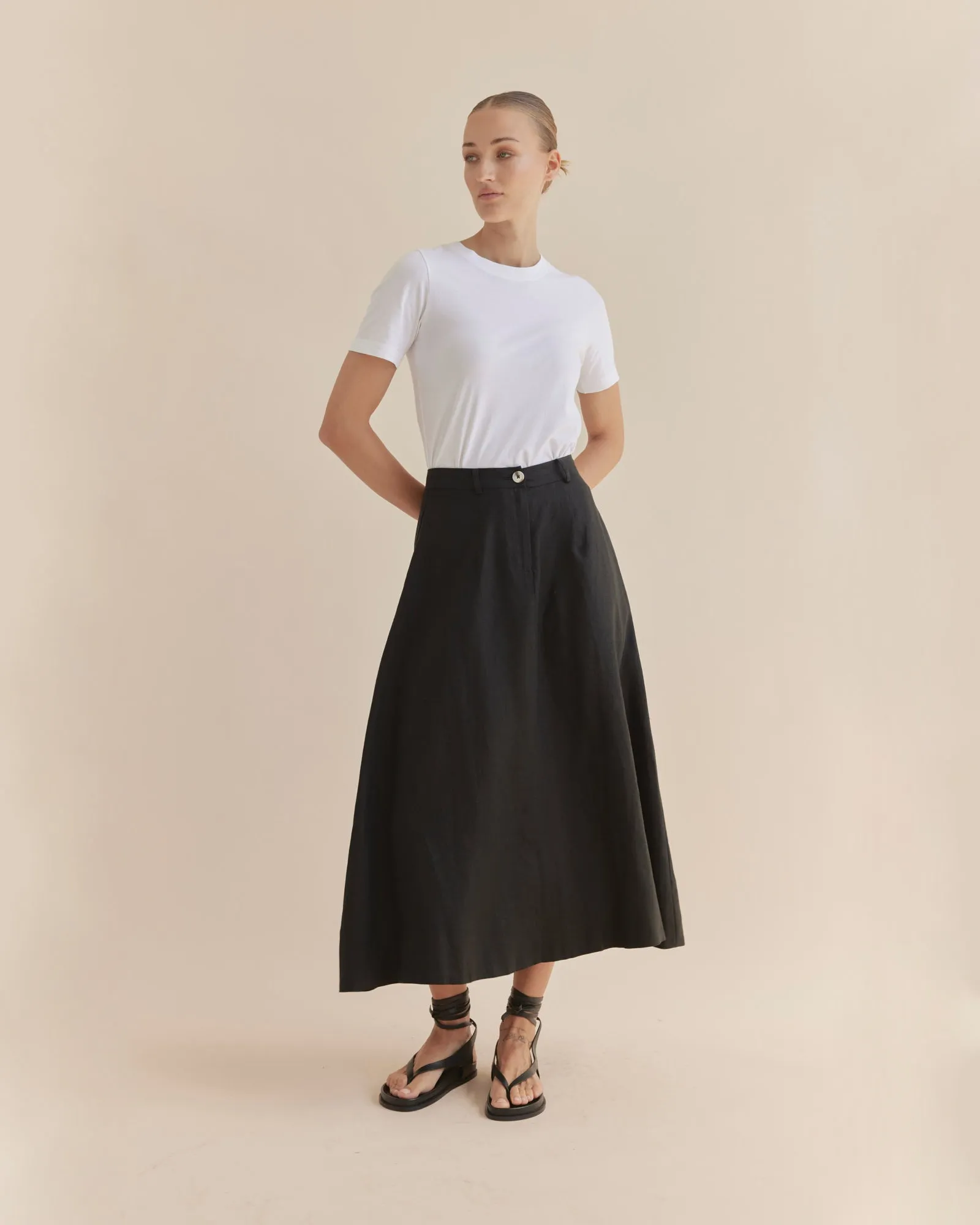 Barossa Linen Skirt - Black