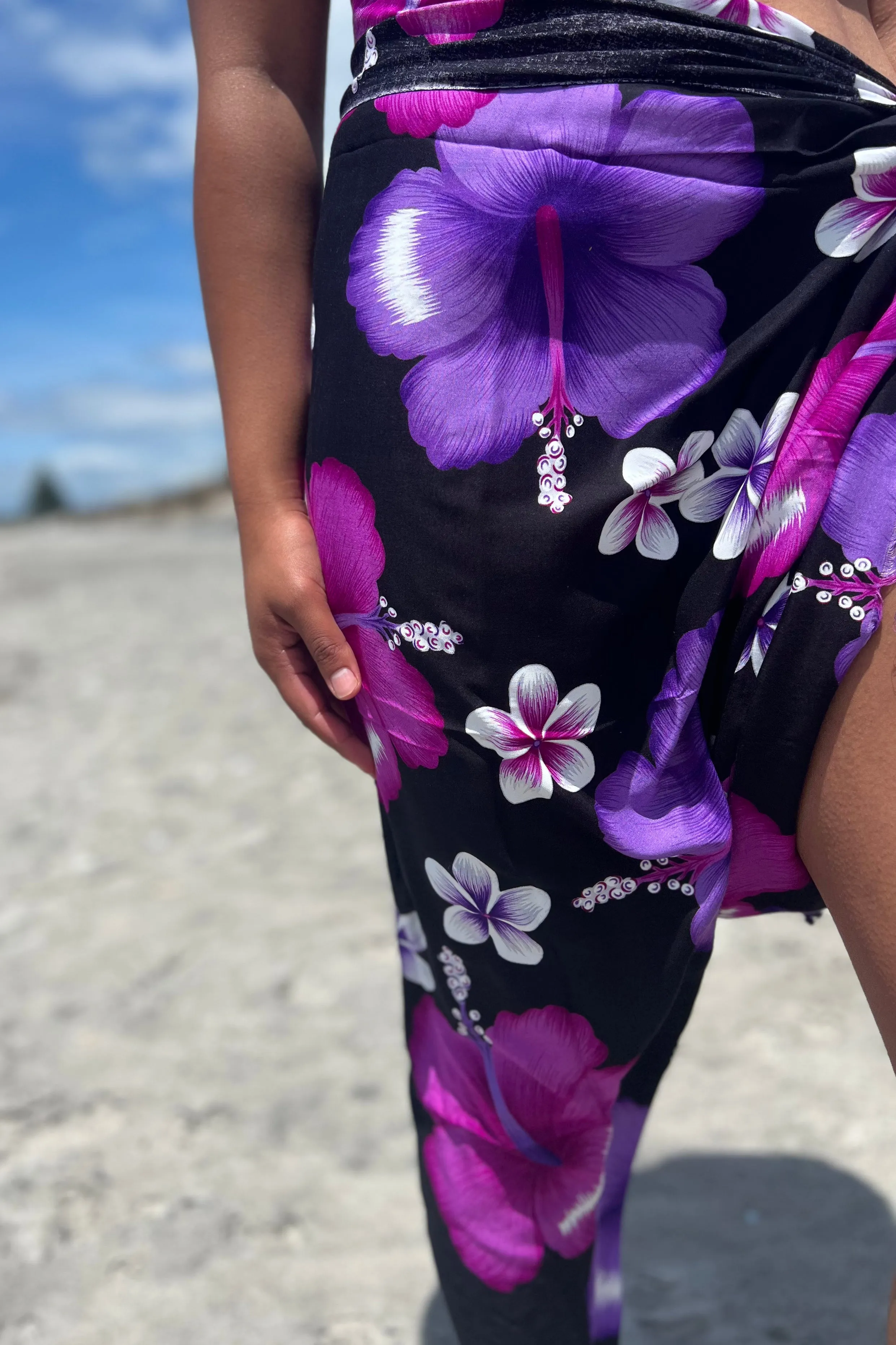 Black Frangipani Hibiscus Sarong