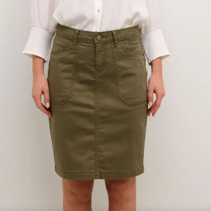 CR - Ann lichen green skirt