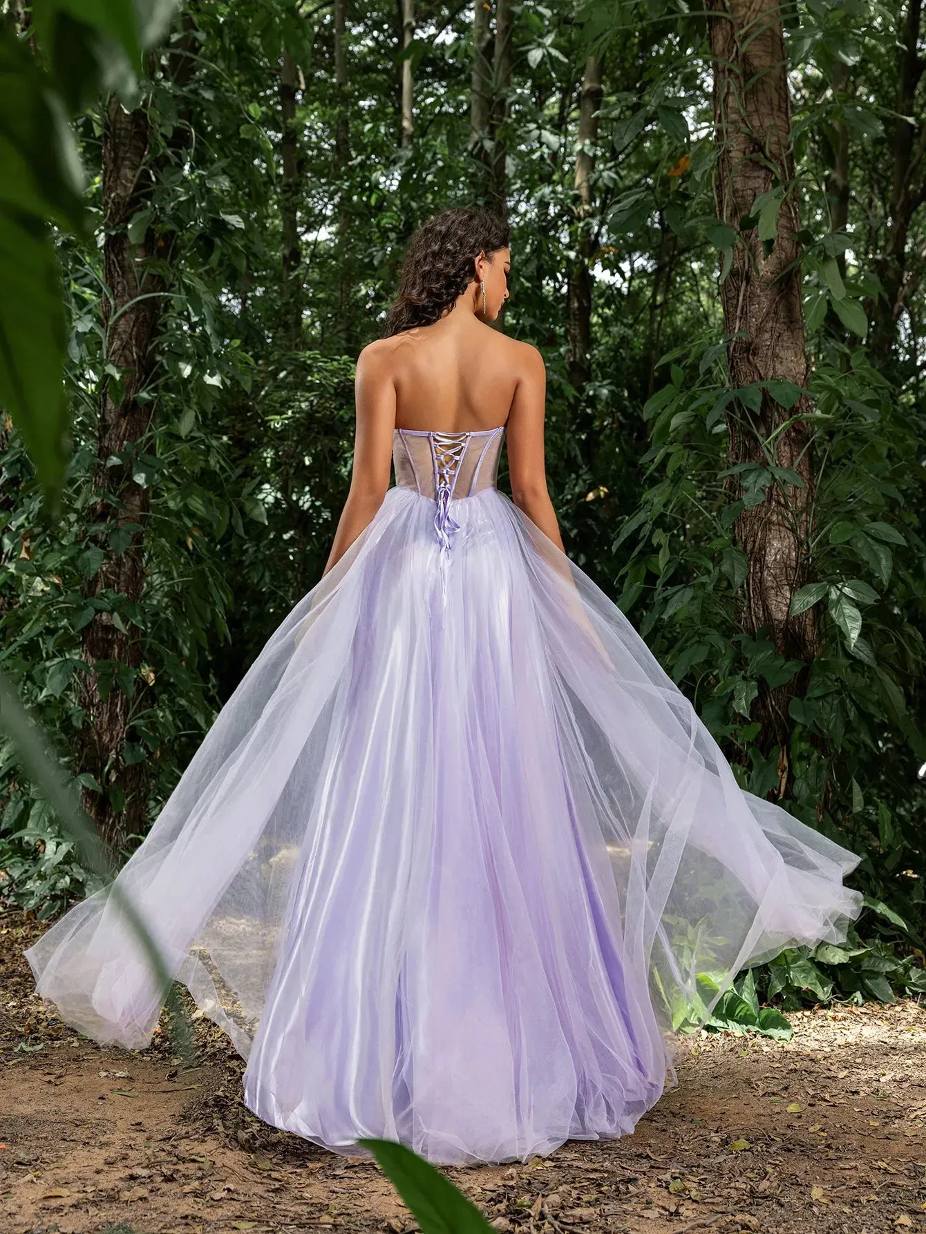 Elegant Strapless Applique Detail Bustier Split Tulle Prom Dress