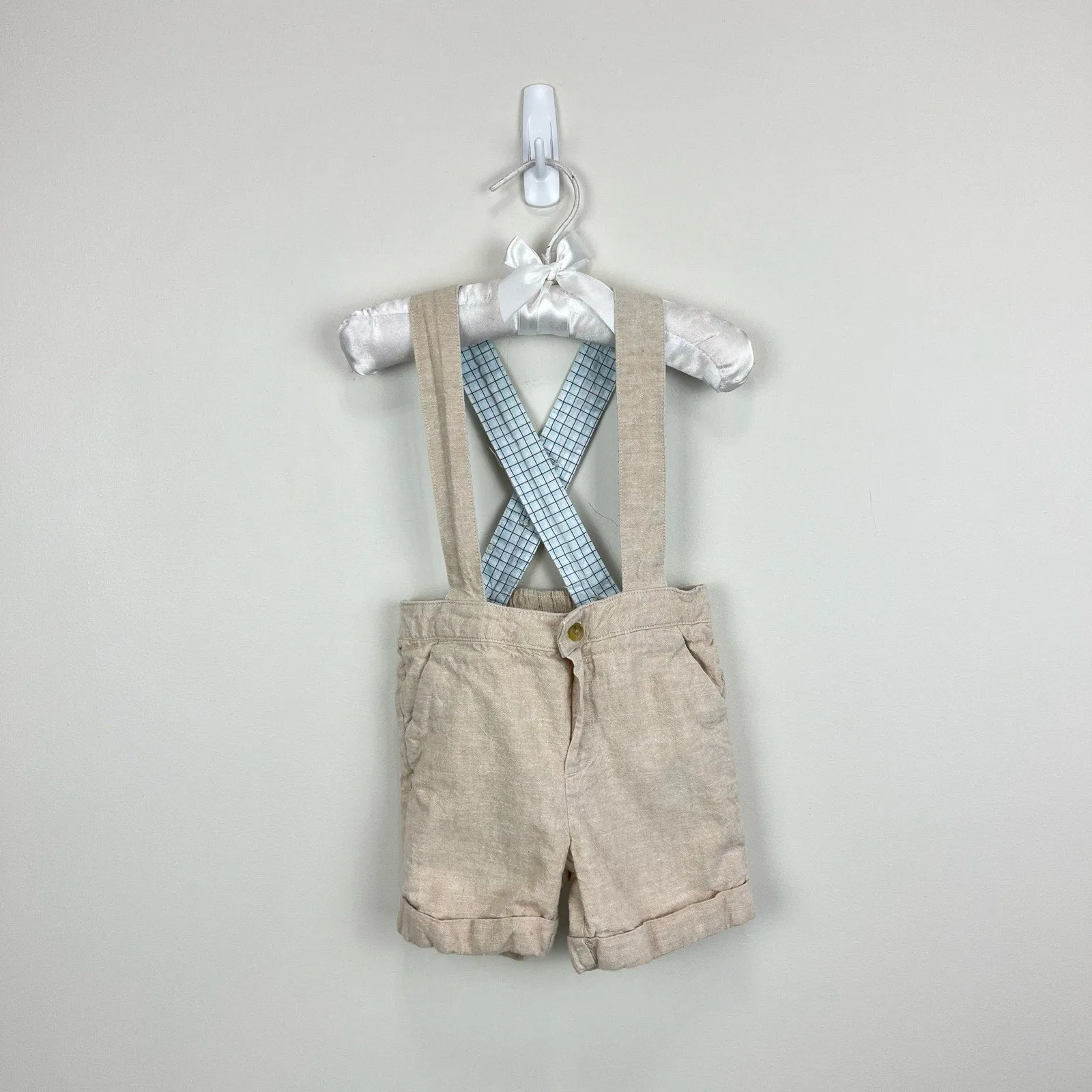 Janie and Jack Linen Suspender Shorts 12-18 Months