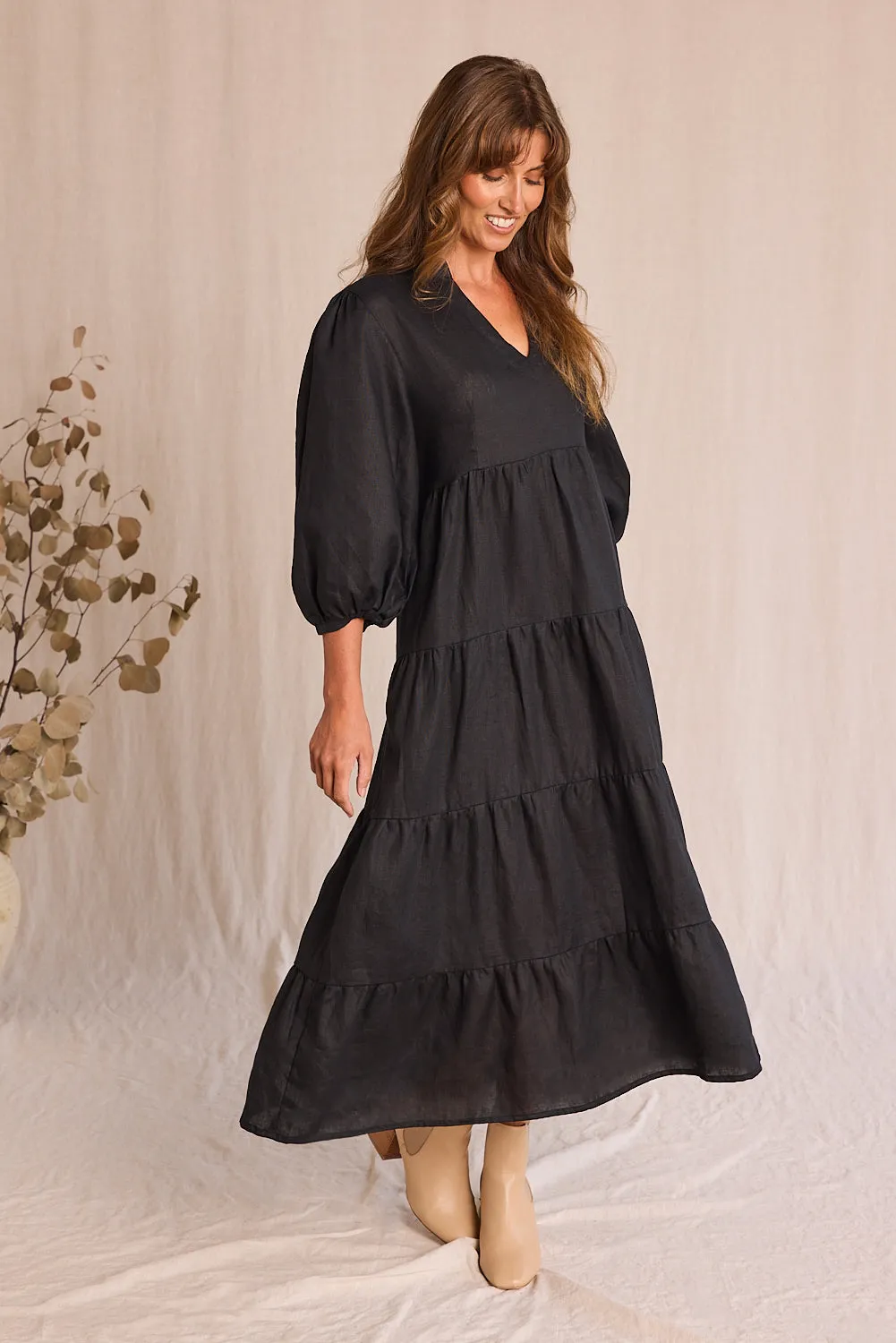 Sabre Linen V-Neck Dress in Black