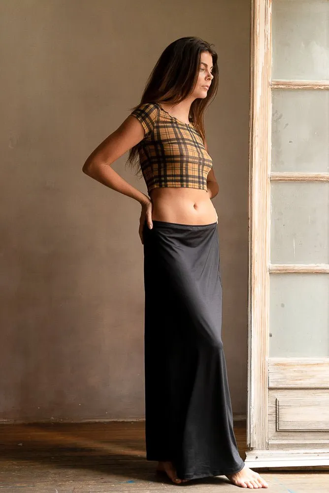 The Everywhere Skirt - Matte Black