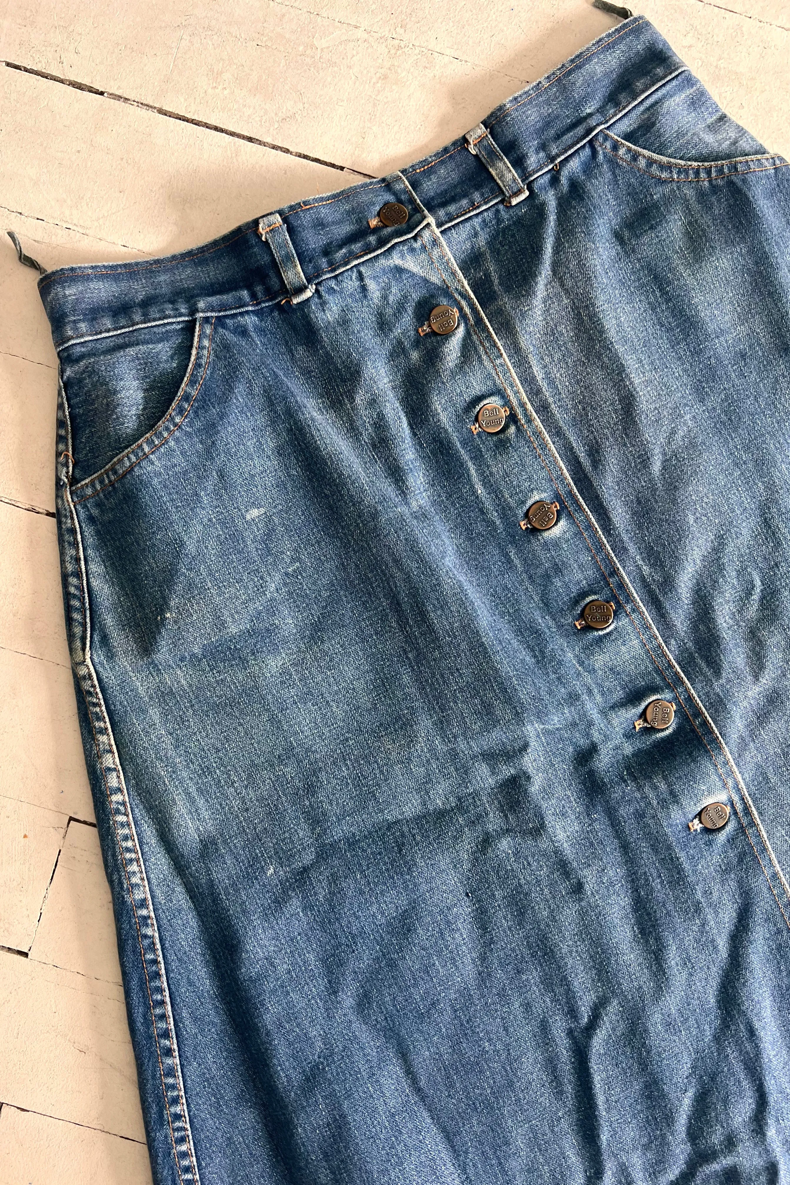 VINTAGE 70's denim A line skirt - XL